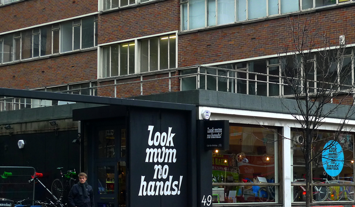 Cycling cafe in London