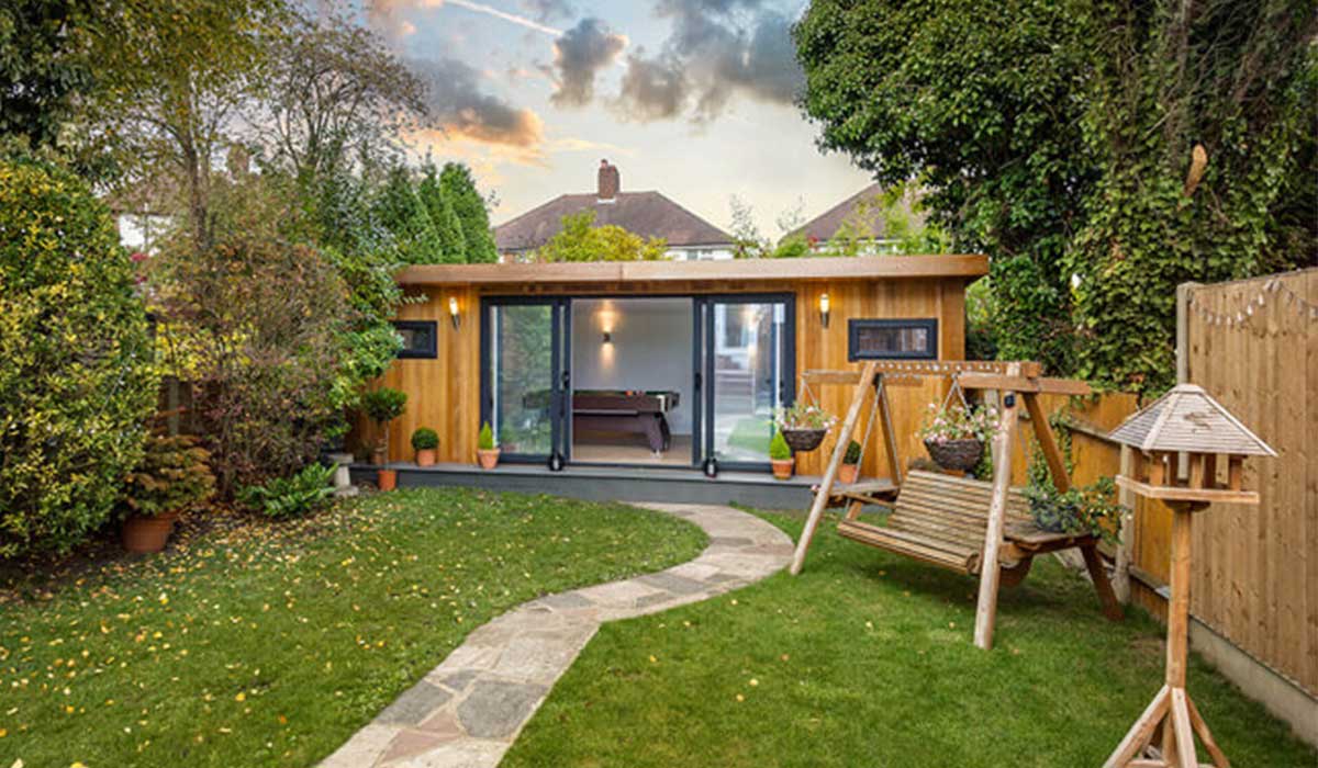 Luxury shed for cycling