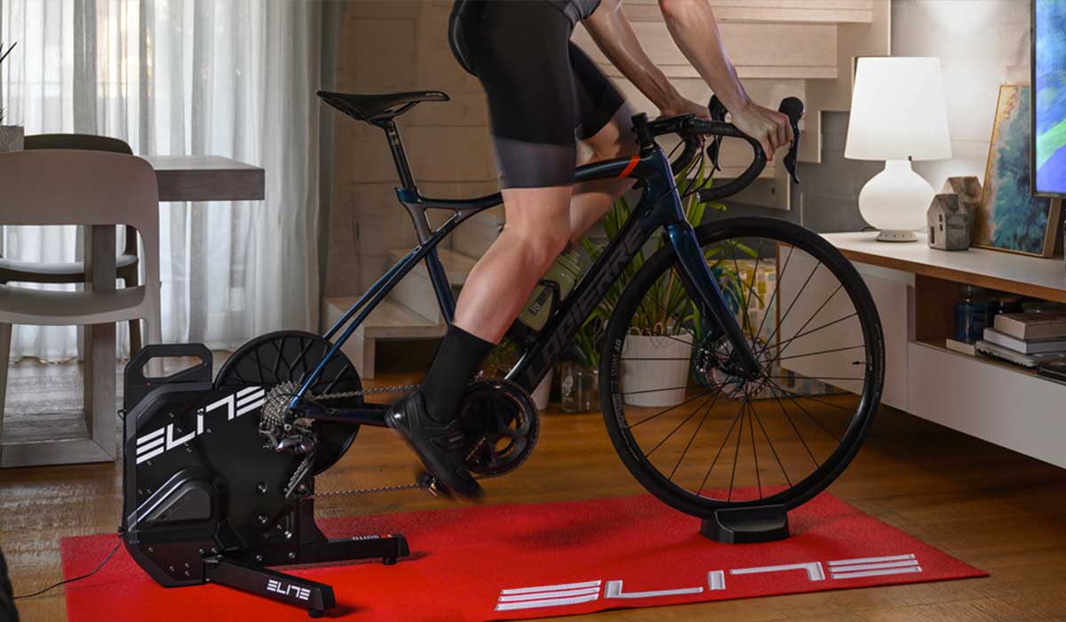 Cyclist cycling on an indoor trainer